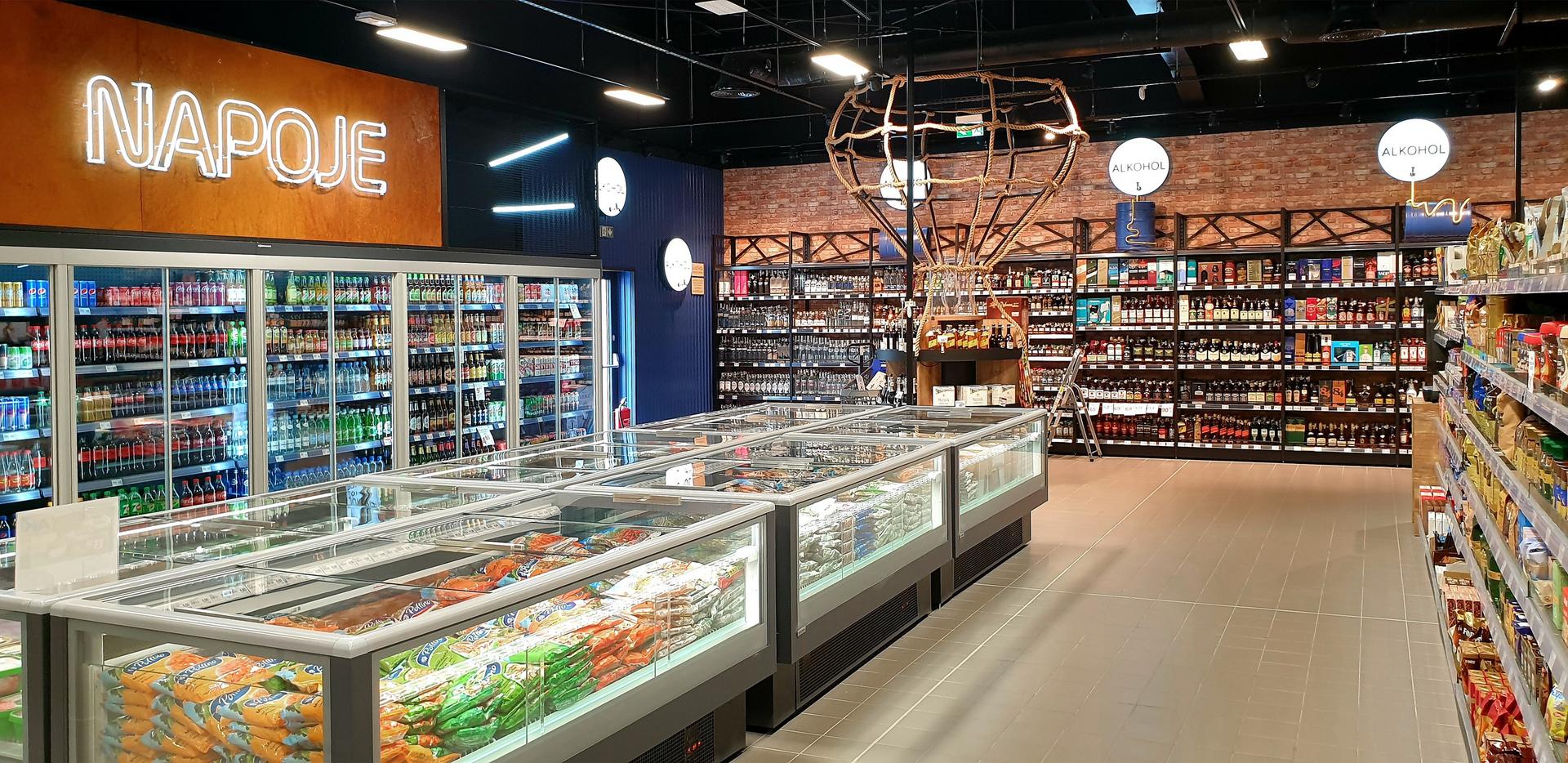 AK Hurt Market(3)